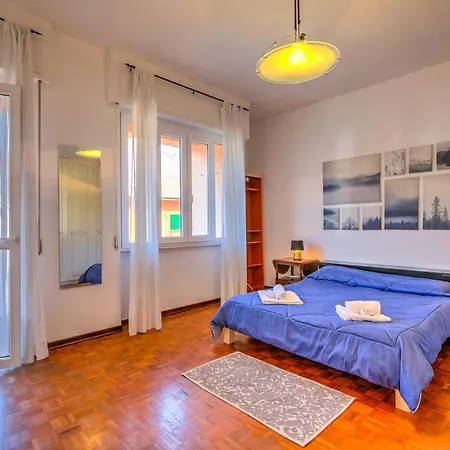 Lakeside * Оменья