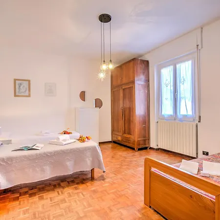 Lakeside - Happy Apartment